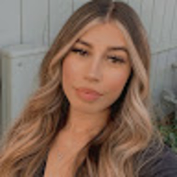 Meet your Posher, Brittany - Picture 1 of 1